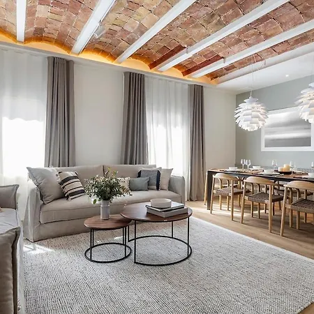 Apartment Luxury With King Beds & Ac In Heart Of Bcn Barcelona