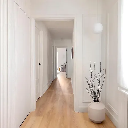 Luxury With King Beds & Ac In Heart Of Bcn * ברצלונה